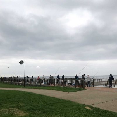 貫気別川河口のさけつり