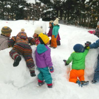 園雪遊び1